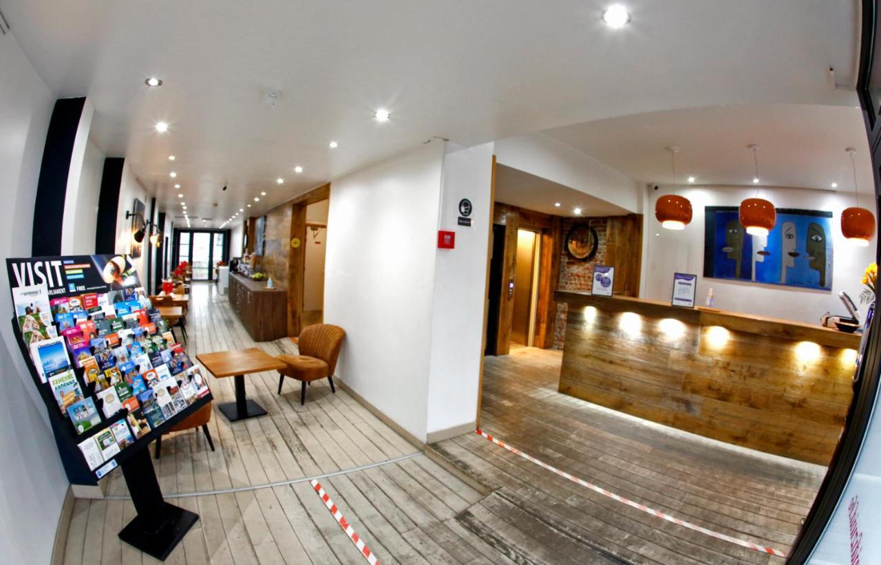 โฮเต็ล มิดิ-ซูอิด Hotel Saint-Gilles ภายนอก รูปภาพ