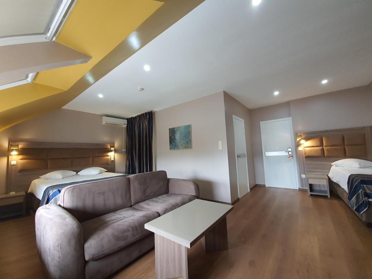 โฮเต็ล มิดิ-ซูอิด Hotel Saint-Gilles ภายนอก รูปภาพ