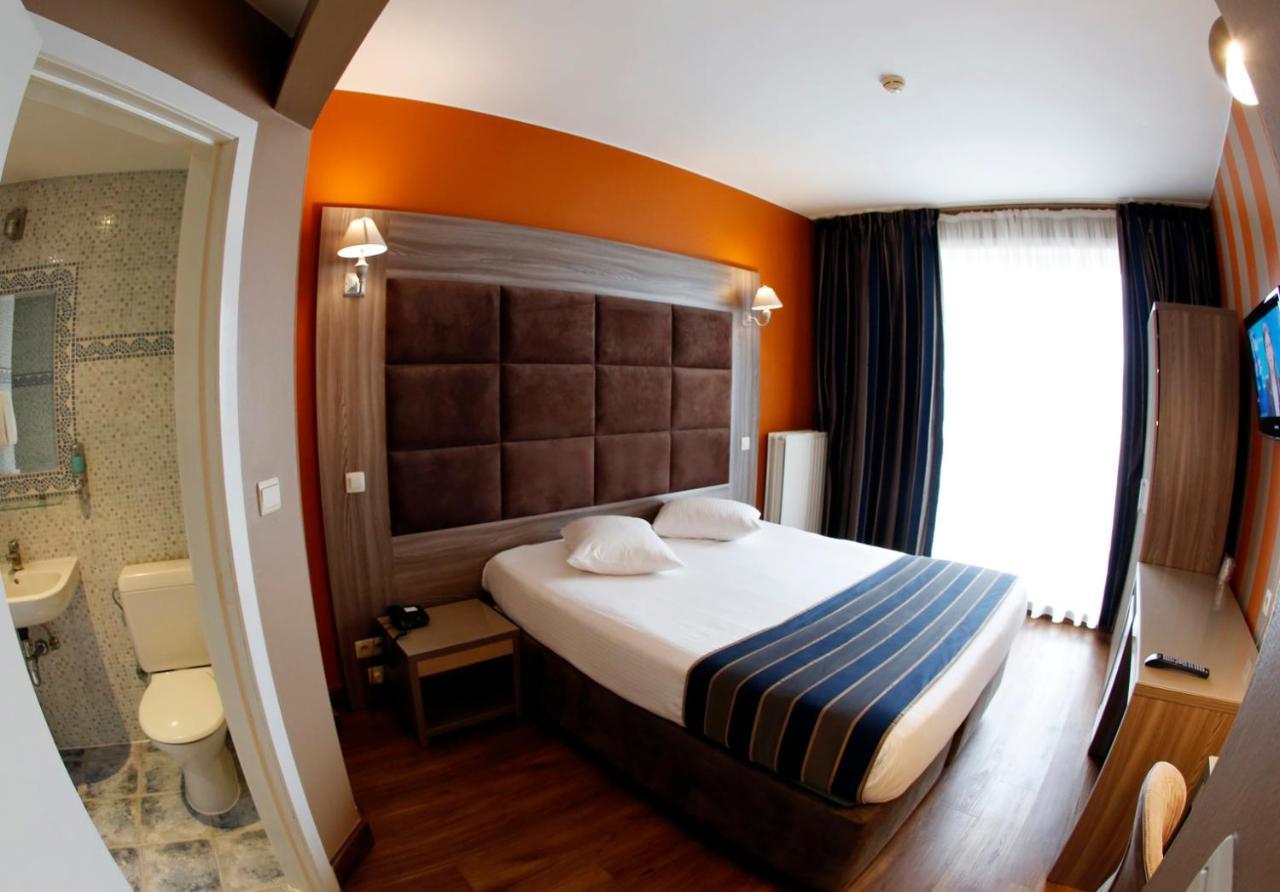 โฮเต็ล มิดิ-ซูอิด Hotel Saint-Gilles ภายนอก รูปภาพ